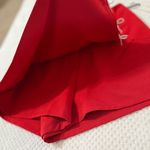 NWT Lulumari Red Crystal Bows Mini Skort - Size S - Picture 6 of 9